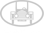 Das Bild zeigt das Classic Data-Logo. Es besteht aus einem ovalen Rahmen, in dem ein stilisierter Oldtimer zu sehen ist, sowie dem Schriftzug „Classic Data“ darunter. Das Design spiegelt die Spezialisierung auf Fahrzeugbewertungen und Restwertanalysen für klassische und historische Fahrzeuge wider. Das Logo vermittelt eine professionelle und spezialisierte Ausrichtung auf den Markt der Oldtimer und klassischen Fahrzeuge.
